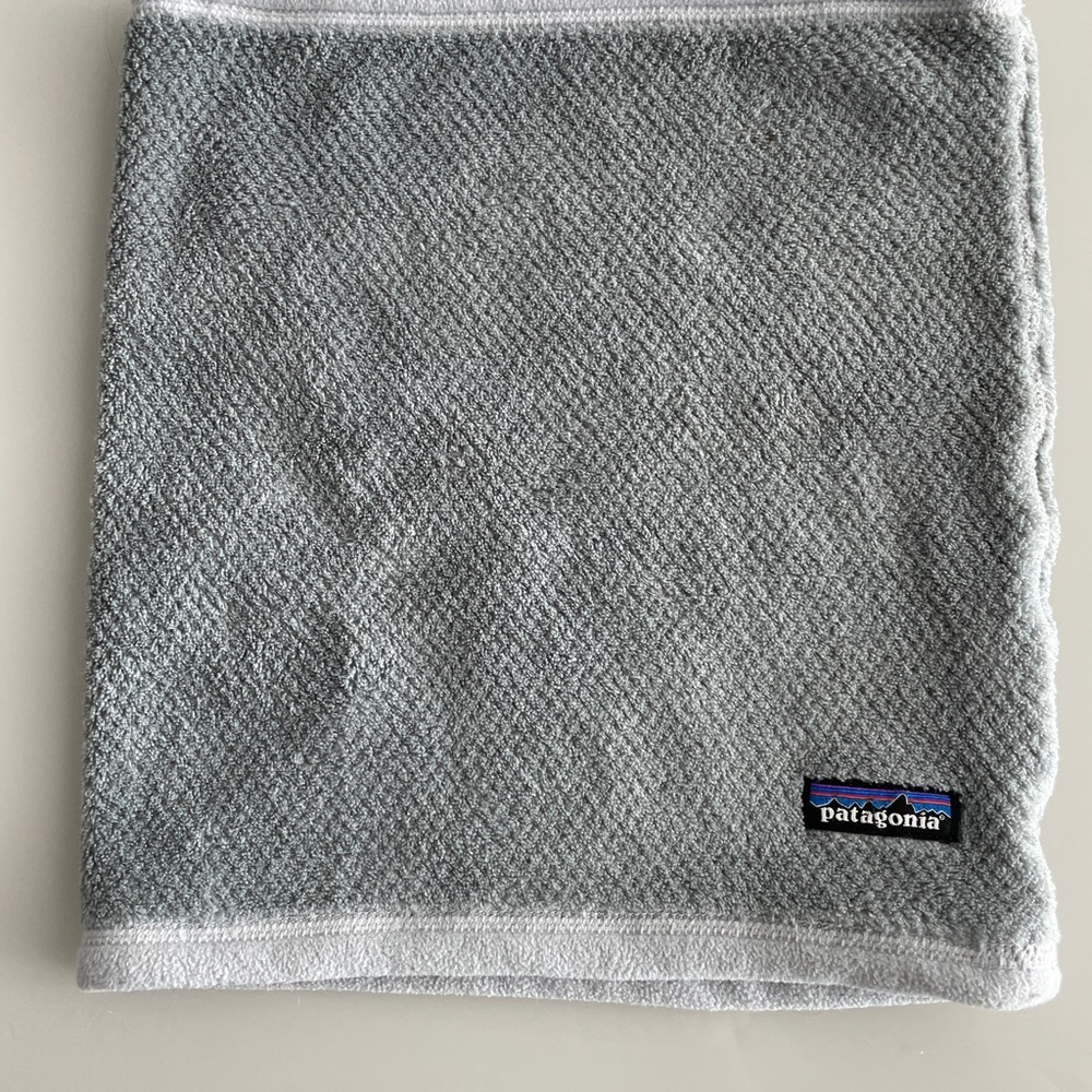 Patagonia Neck Gaitor unisex - Grey fleece-lined